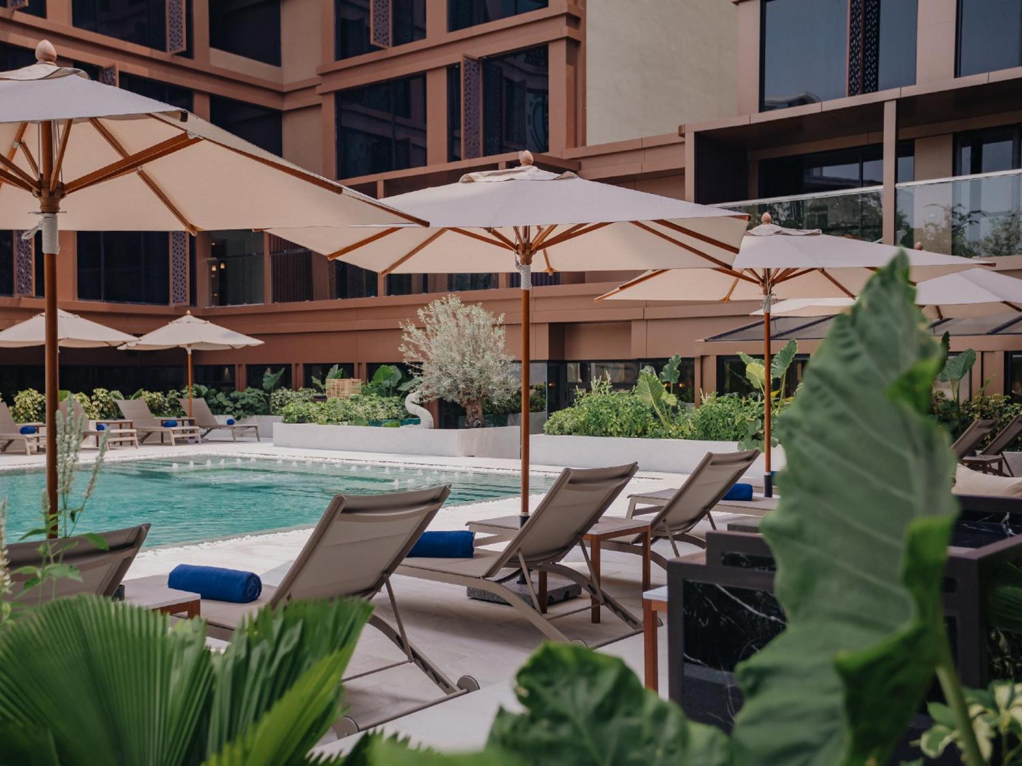Nysa Hotel Bangkok Sukhumvit 11 Eksteriør bilde The pool at the hotel